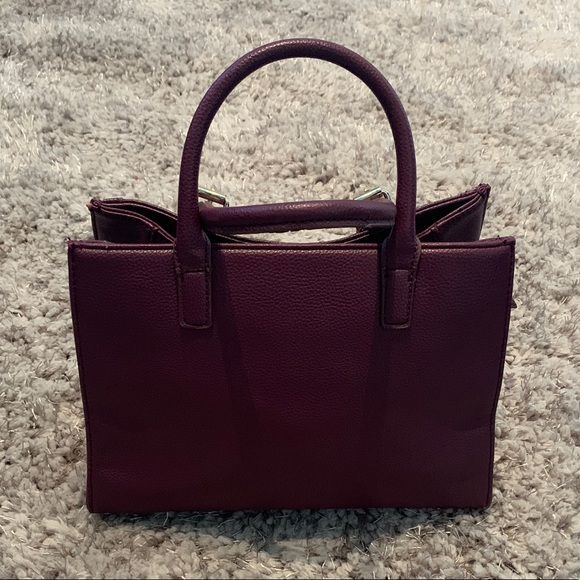 GUESS Purse / Handbag (12”x9”x6”) - Picture 5 of 16